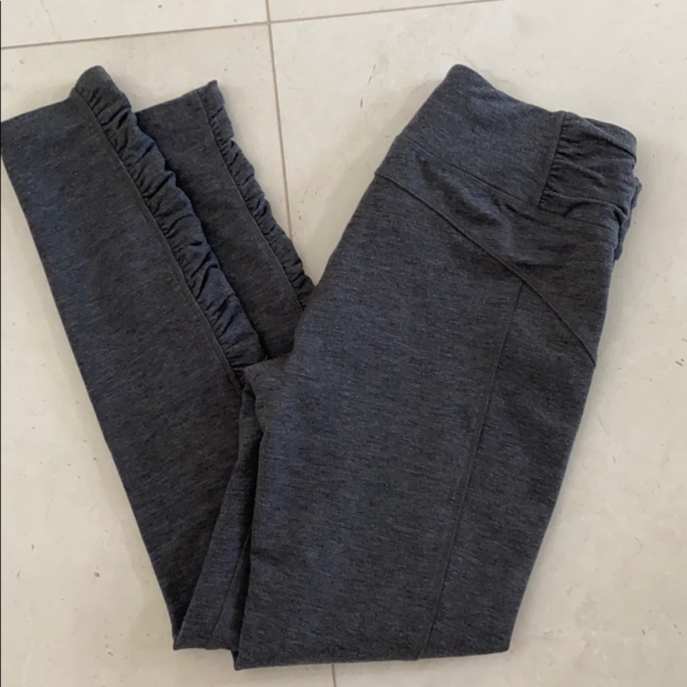 Calia by Carrie Underwood leggings